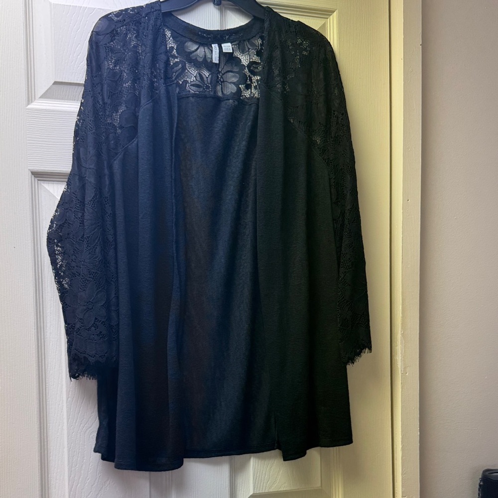 NWOT lightweight cardigan